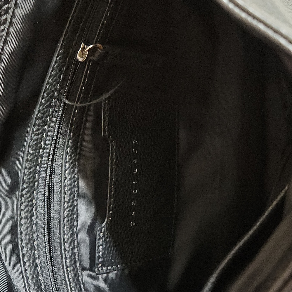 Purse - Picture 7 of 8